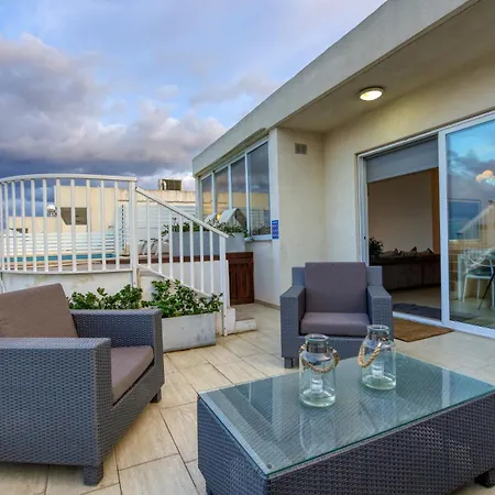 Malta Pool Penthouse Apartamento *