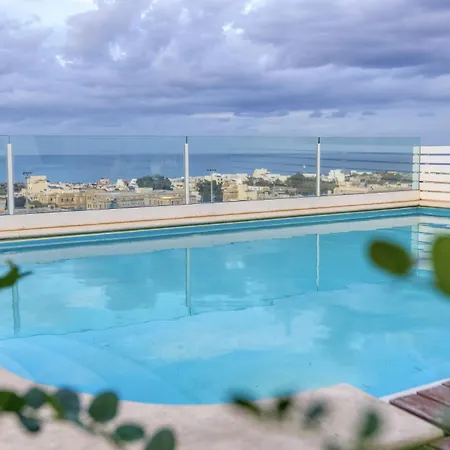 Apartment Malta Pool Penthouse Is-Swieqi